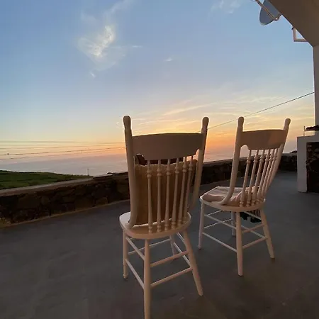 Casa Da Ribeira Do Além Hébergement de vacances Angra do Heroísmo